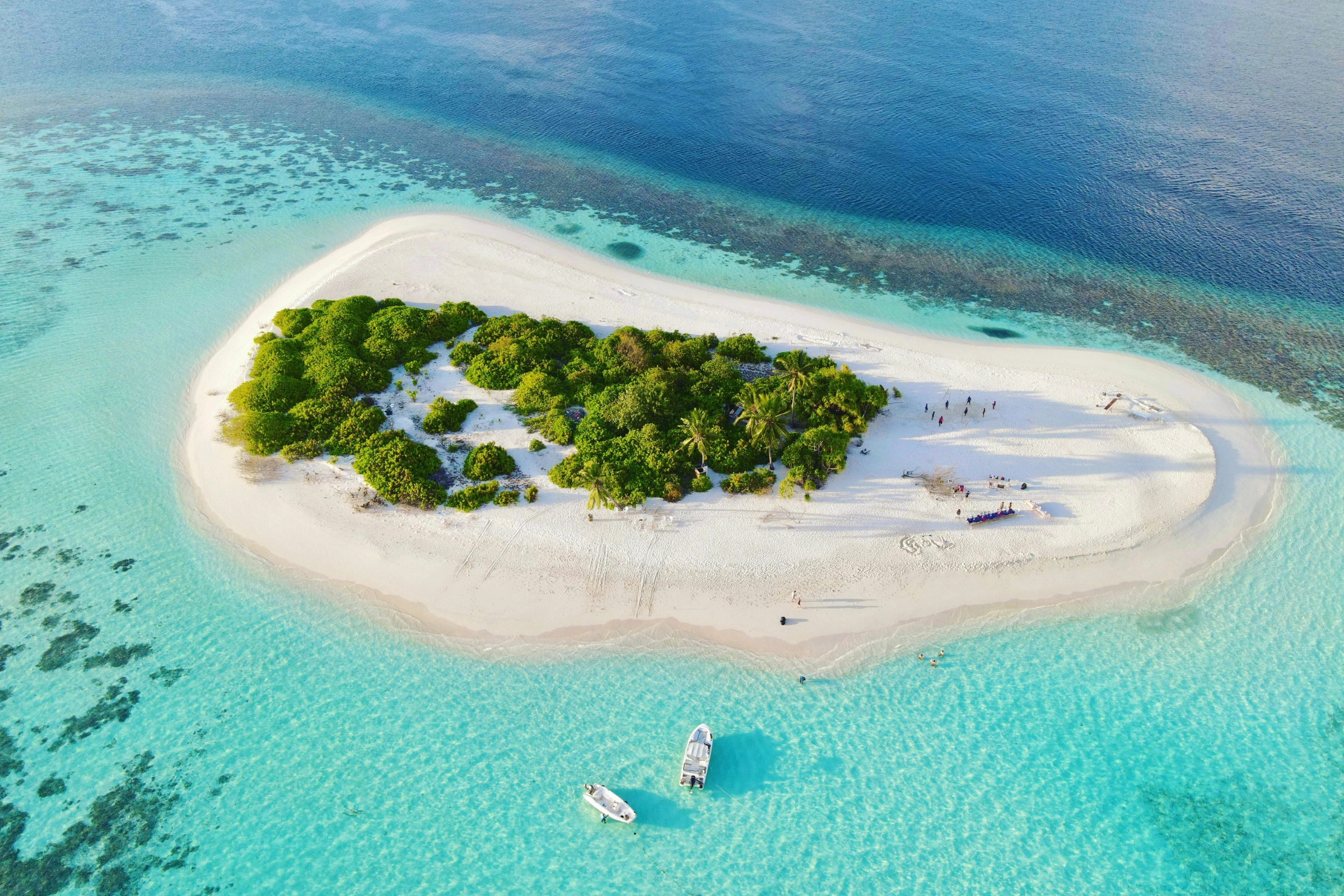 Maldives_Islands[1].webp